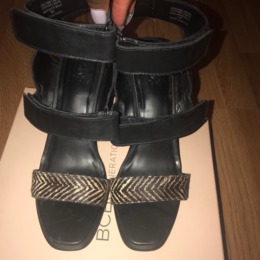 Leather  sandals Leather Lining and real cow fur.